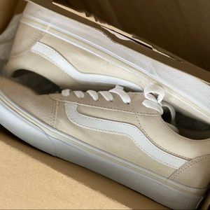 Women’s Van Ward Classic size 8